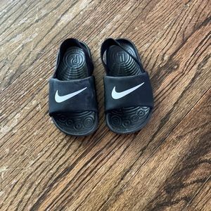 Nike toddler boy kawa slide black
